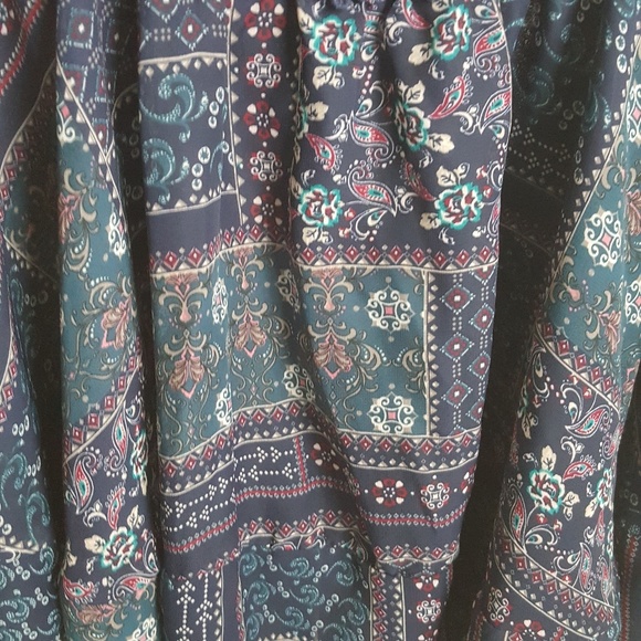 Altar'd State Sleeveless shirt knit Paisley Sz S - Picture 3 of 6